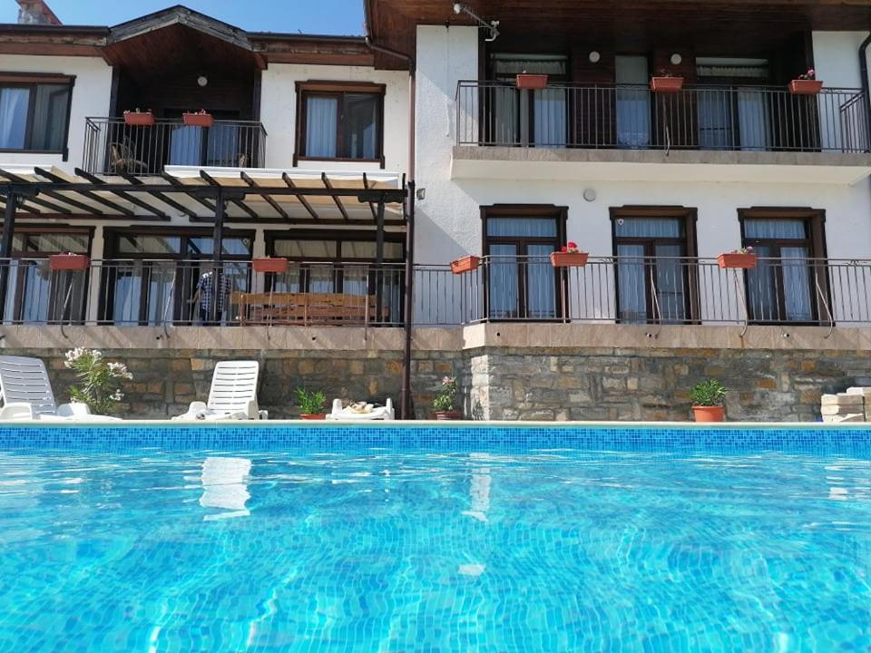 Guesthouse Gostilitsa Exteriér fotografie