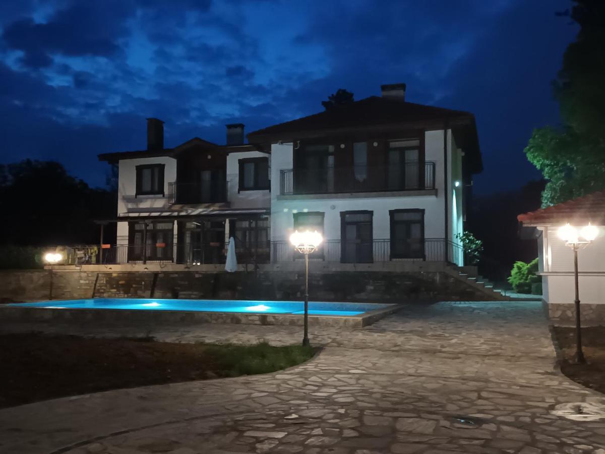 Guesthouse Gostilitsa Exteriér fotografie